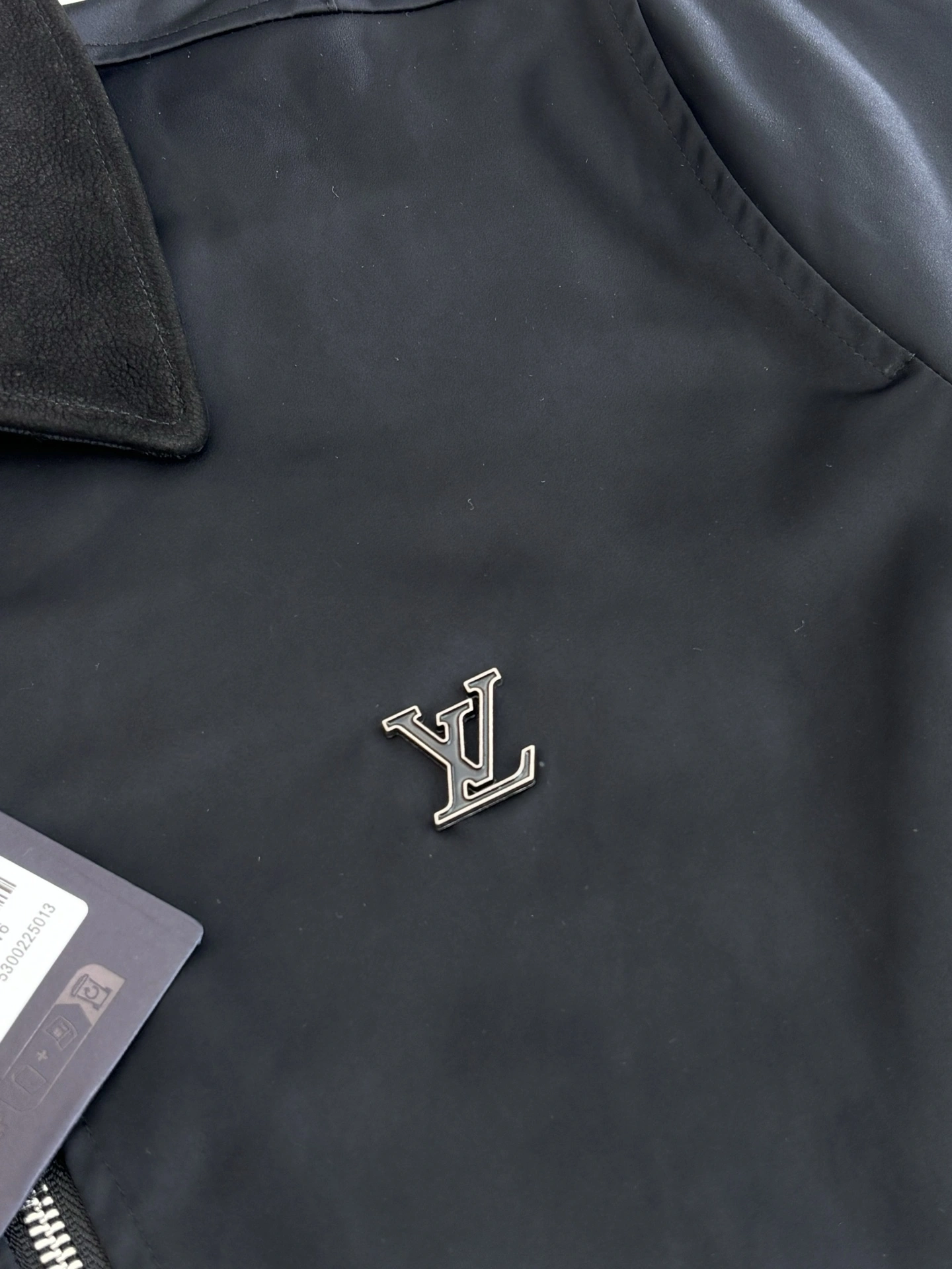 wg.luxury-- 8V reversible item: E-F000J0201